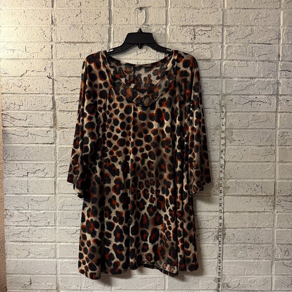 Leopard Print Tunic Top – Plus Size – Crisscross V-Neck – 3/4 Sleeve - Picture 1 of 9